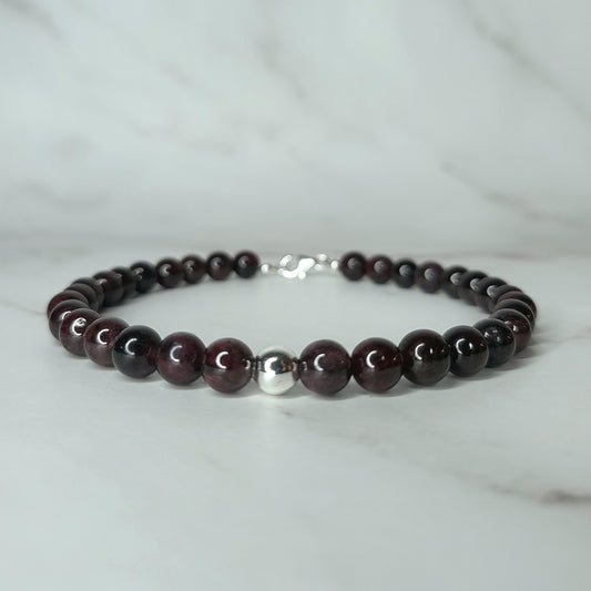 Garnet Crystal Bracelet - Smoke & Pearl