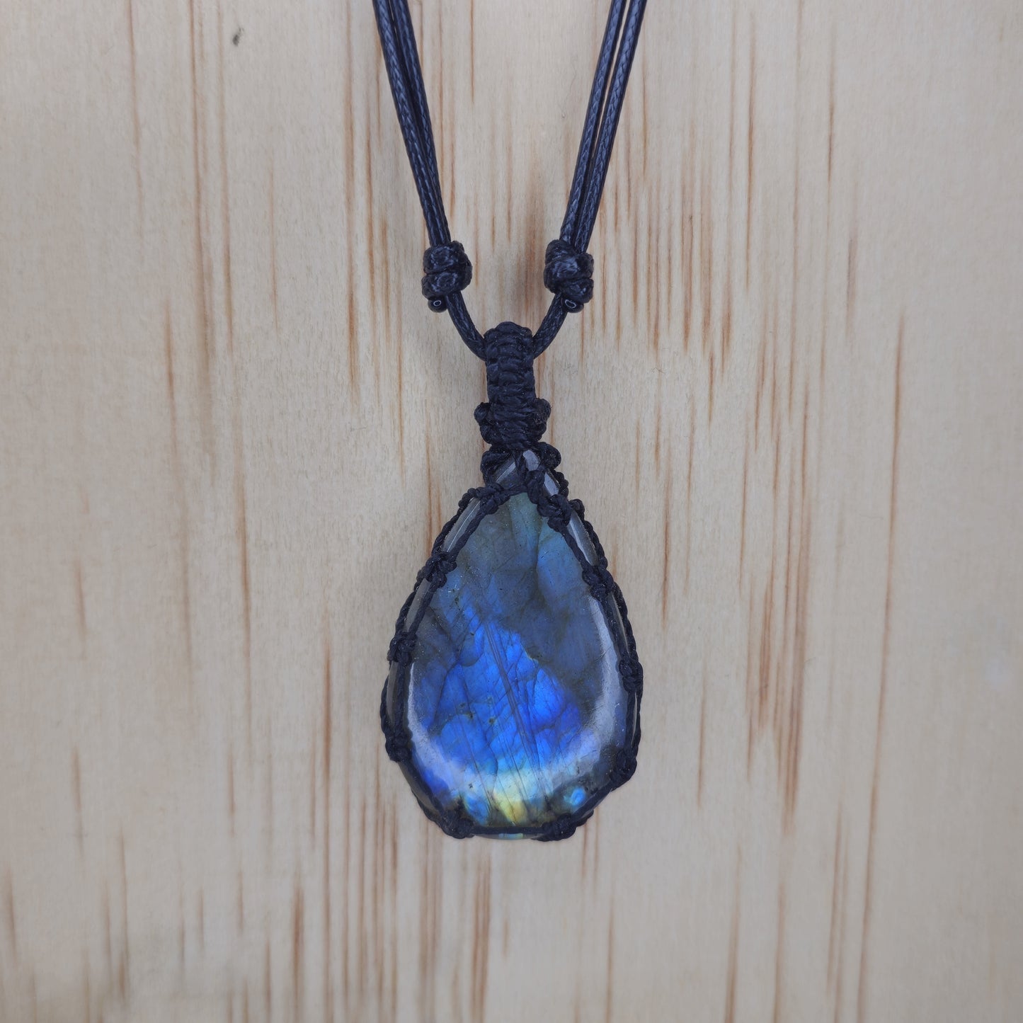 Labradorite Crystal Pendant - Macramé Bezel Wrap